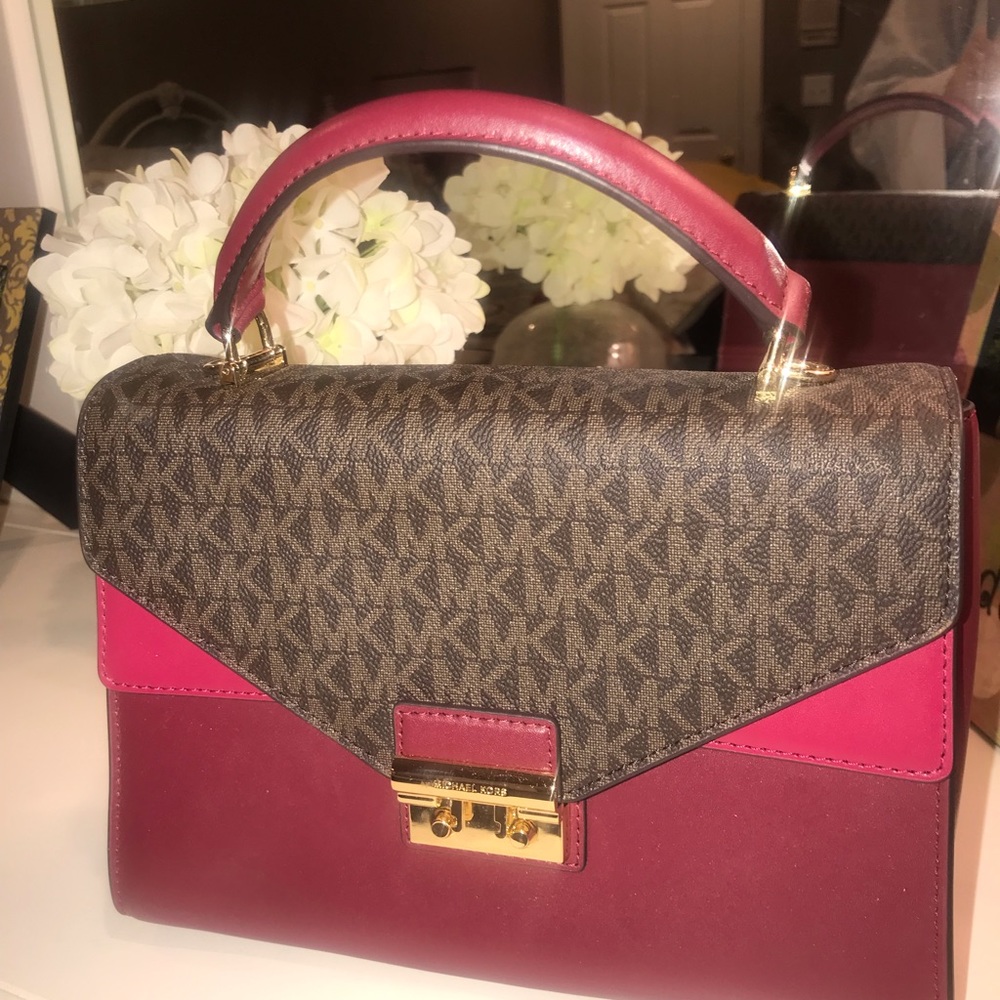 Michael Kors Purse - Picture 2 of 5